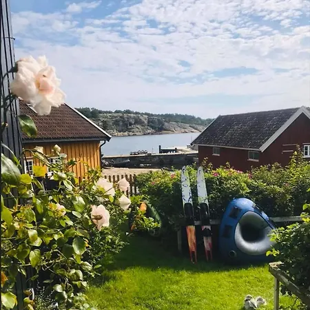 Lunvig - A Cosy In Idyllic Small Island Near Kristiansand, Sogne Holiday home *